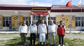 Ardahan'da 2026 İlk Bal Hasadı Yapıldı