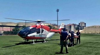 Darende'de kalp krizi geçiren hasta hava ambulansıyla Malatya'ya sevk edildi