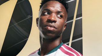 Real Madrid'de Vinicius Junior'un sözleşmesi yenilendi
