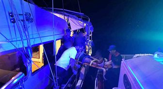 Marmaris'te Ticari Yatta Yaralanan Vatandaş Sahil Güvenlikle Tahliye Edildi