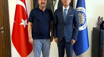 Beypazarı Belediye Başkanı Özer Kasap, Prof. Dr. Timur Gültekin'i Ziyaret Etti