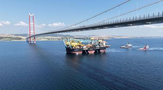 Dünyanın En Büyük 3. Vinç Gemisi 1915 Çanakkale Köprüsü'nden Geçti