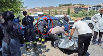 Talihsiz kadının cenazesi sıkıştığı araçtan güçlükle çıkarıldı