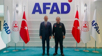 Kırklareli Belediye Başkanı Derya Bulut, AFAD yöneticilerini ziyaret etti