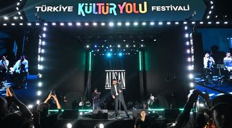 Alişan Nevşehir Kültür Yolu Festivali'nde Hayranlarıyla Buluştu