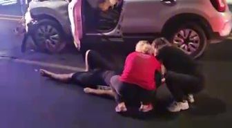 Antalya'da Turist Minibüsü ile Otomobil Çarpıştı: 10 Yaralı