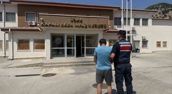 Söke'de Hırsızlık Hükümlüsü Jandarma Operasyonuyla Yakalandı