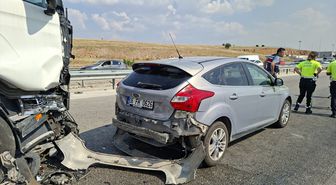 Kızılören'de Zincirleme Kaza: 8 Yaralı