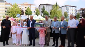 Amasya'da 'Ekrandan Uzaklaş, Camiye Yakınlaş' Projesi Kapsamında Bağımlılıkla Mücadele Resim Sergisi Açıldı
