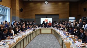 TBMM'de PKK'nın Feshi ve Terörsüz Türkiye Süreci Tartışıldı