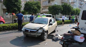 Efeler'de zincirleme kaza: 2 araç ve karavan hasar gördü