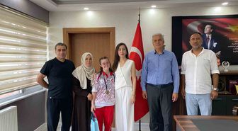Zeynep Tuncay'dan Başkan Akgül'e Anlamlı Ziyaret
