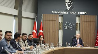Kılıçdaroğlu, Yeni Gençlik Kolları Yönetimini Kabul Etti