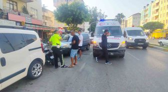 Manavgat'ta Kırmızı Işık İhlali Kazası: Motosikletli Yaralandı