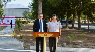 Erhürman Erenköy'de: Şehitler saygıyla anıldı
