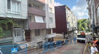 Sultangazi'de İnşaat Kazısı 3 Binayı Tahliye Ettirdi