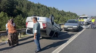 Anadolu Otoyolu'nda Trafik Kazası: 3 Yaralı