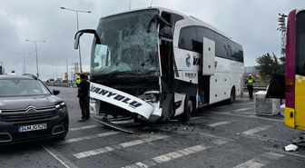 Başakşehir'de Otobüs Kazası: 4 Yaralı