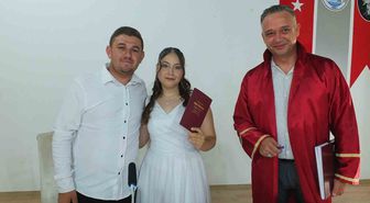 Burhaniye'de aylık nikah sayısı 100'ü buldu
