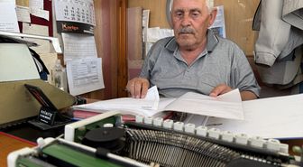Daktiloyla 22 Yıllık Arzuhalcilik: Teknoljiye İnat Hizmet
