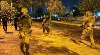 Diyarbakır'da şok uygulama: Silah ve yasaklı madde ele geçirildi