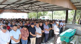 Adana'daki Göçükte Hayatını Kaybeden İşçi Son Yolculuğuna Uğurlandı