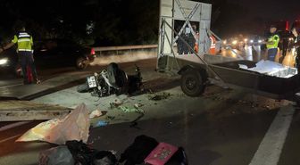 Arifiye'de korkunç kaza: Motosiklet sürücüsü hayatını kaybetti