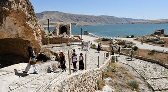 Gençler Hasankeyf'te Tarih ve Doğayla Buluştu