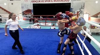 Ani'nin Fethi Kick Boks Şampiyonası