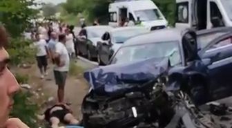 Kandıra'da İki Otomobil Çarpıştı: 6 Yaralı