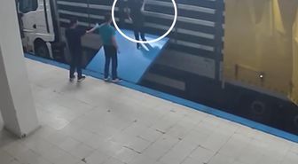 İstanbul'da suç örgütü operasyonu: Firari şüpheli tırın gizli bölmesinde yakalandı