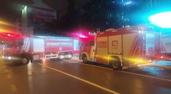 Sultanbeyli'de AVM'de Gece Yangını