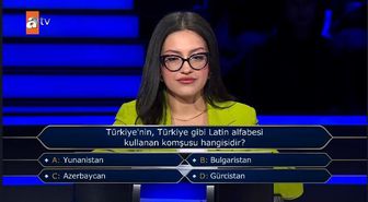 Türkiye'nin, Türkiye gibi Latin alfabesi kullanan komşusu hangisidir?