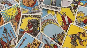 10 Ağustos günlük tarot falı: 10 Ağustos Pazartesi günü seni neler bekliyor? Günlük tarot kart açılımı!
