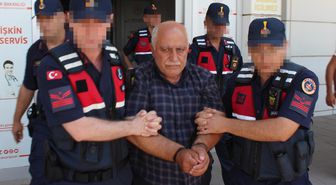 Borç kavgası kanlı bitti: Arkadaşlarına kurşun yağdırdı
