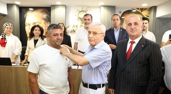 İncirliova'da CHP'li meclis üyesi AK Parti'ye geçti