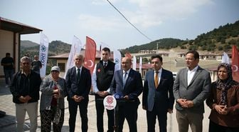 Sındırgı'da Deprem Konutları İçin Kura Çekimi Yapıldı