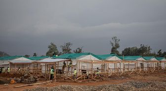 DSÖ: Kongo'daki Ebola salgını resmen açıklanandan aylar önce başlamış olabilir
