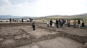 Domuztepe Höyüğü kazıları incelendi