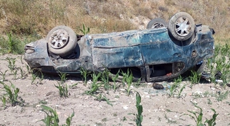 Bünyan'da otomobil devrildi: 2 ölü