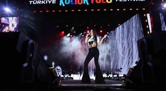 Simge, Malatya Kültür Yolu Festivali'nde Sahne Aldı
