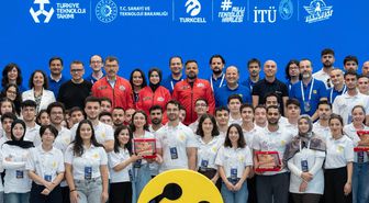 Turkcell ve TEKNOFEST'in “5G ve Yapay Zekâ ile Akıllı Yol Güvenliği Yarışması”nda final heyecanı yaşandı
