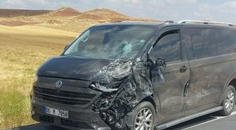 Yozgat'ta Panelvan ile Otomobil Çarpıştı: 5 Yaralı