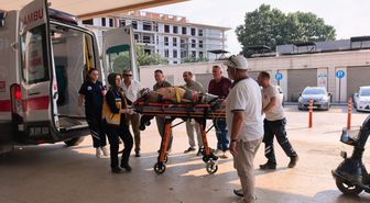İnegöl'de Traktör Uçuruma Yuvarlandı: 1 Ağır Yaralı