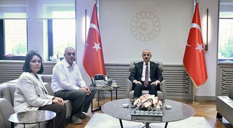 Bakan Uraloğlu, Kahramanmaraş'ta öldürülen öğrencinin ailesini kabul etti