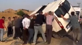 Kozluk'ta Minibüs Devrildi: 1 Yaralı