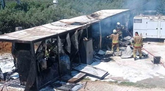 Hatay'da Konteyner Yangını Kontrol Altına Alındı