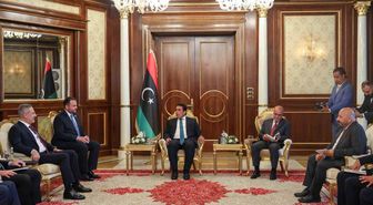 Bakan Fidan, Libya Başkanlık Konseyi Başkanı Menfi ile Trablus'ta Görüştü