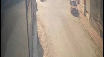 Eskişehir'de Motosiklet ile Otomobil Çarpıştı: 2 Yaralı