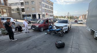Eskişehir'de SUV motosiklete çarptı: 2 yaralı